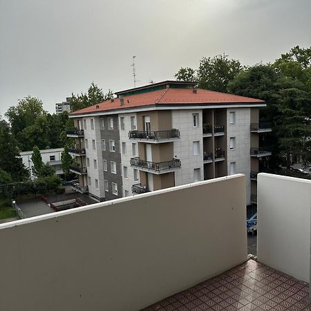 Olimpia House - Camere Accoglienti In Posizione Strategica Reggio Emilia Luaran gambar