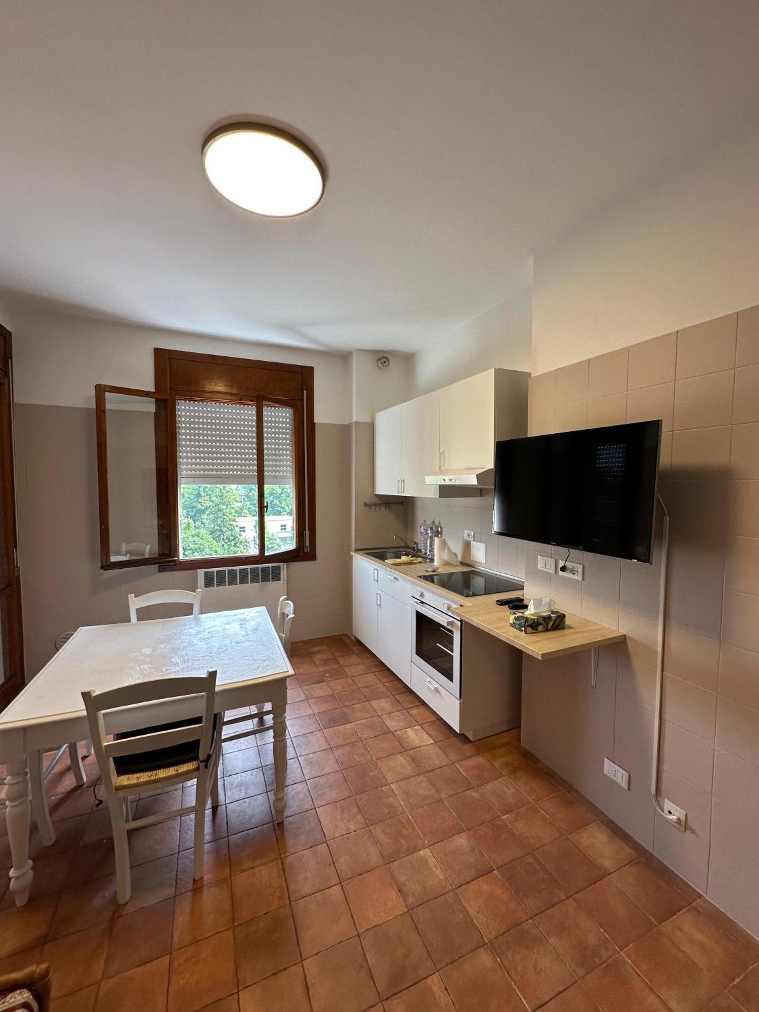 Olimpia House - Camere Accoglienti In Posizione Strategica Reggio Emilia Luaran gambar